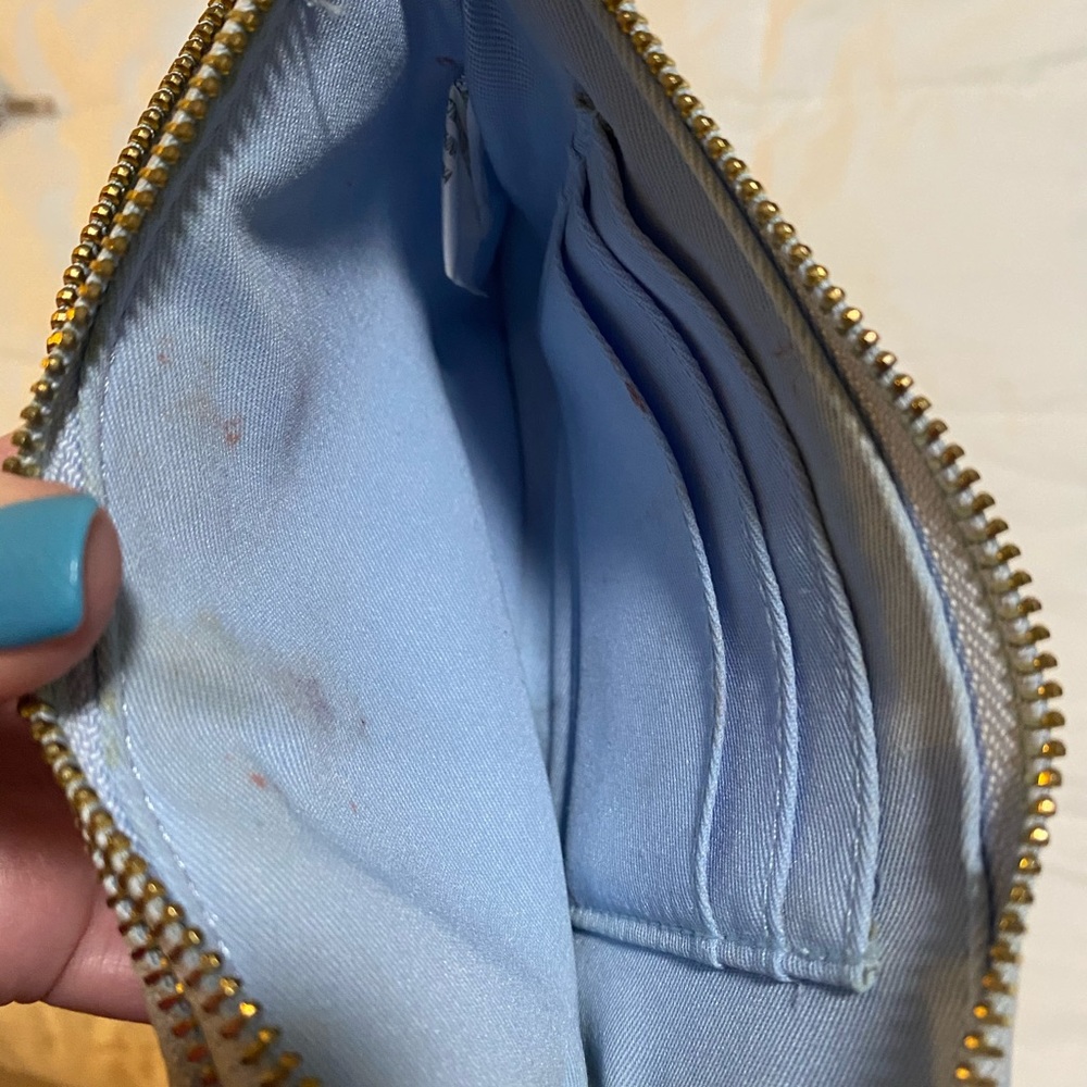 Light Blue Wristlet - Picture 8 of 9